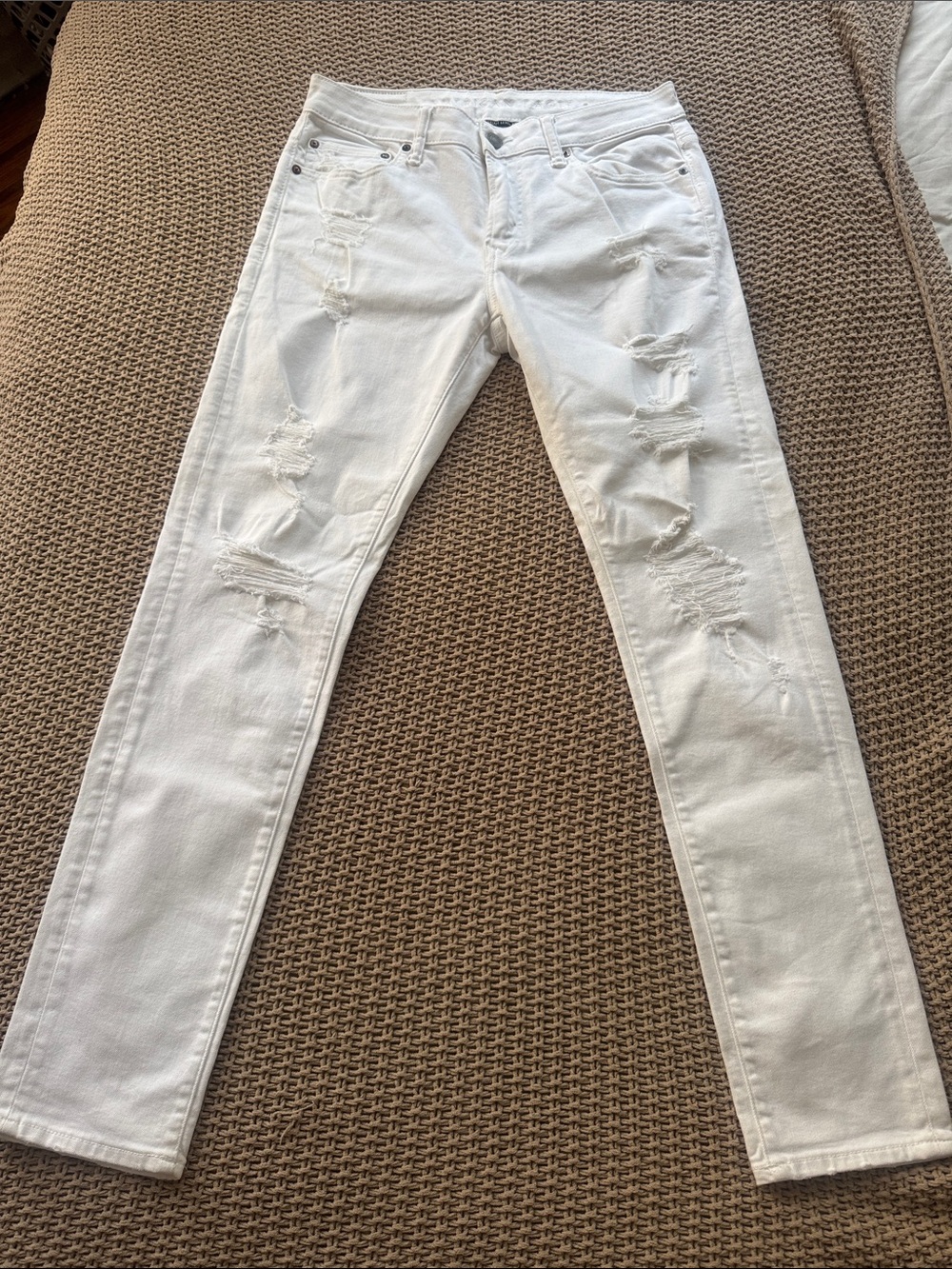 American Eagle Outfitters White Distressed Skinny Jeans